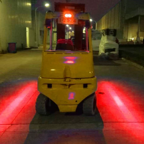 Светодиодная фара с красным светом APL5301-030WSL (RED LINE)